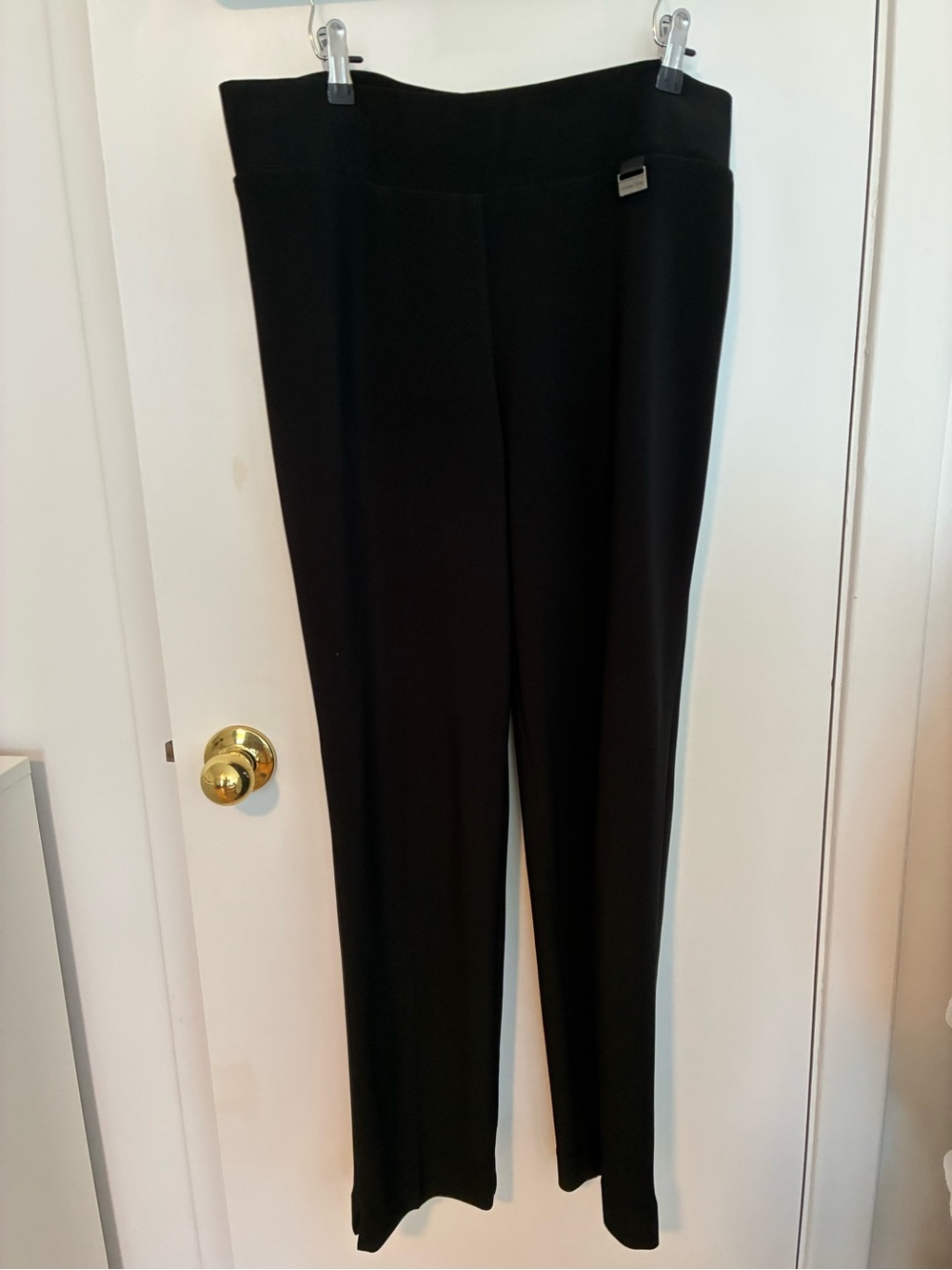 Women's Black Pull-On Straight-Leg Trousers